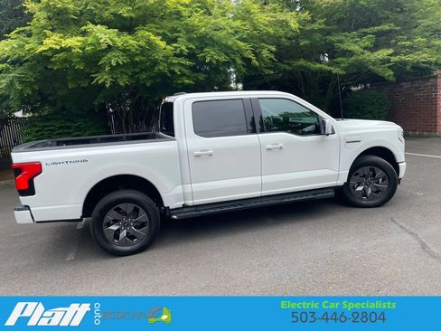 Used 2023 Ford F150 Lightning Lariat w/ Tow Technology Package AWD/4WD image 15