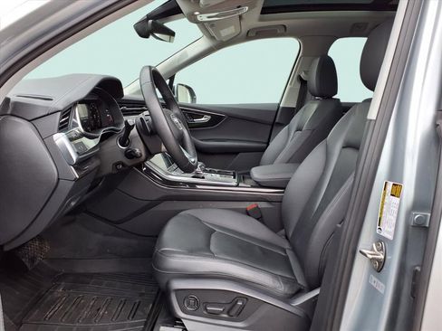Used 2023 Audi Q7 3.0T Premium Plus w/ Premium Plus Package AWD/4WD image 8