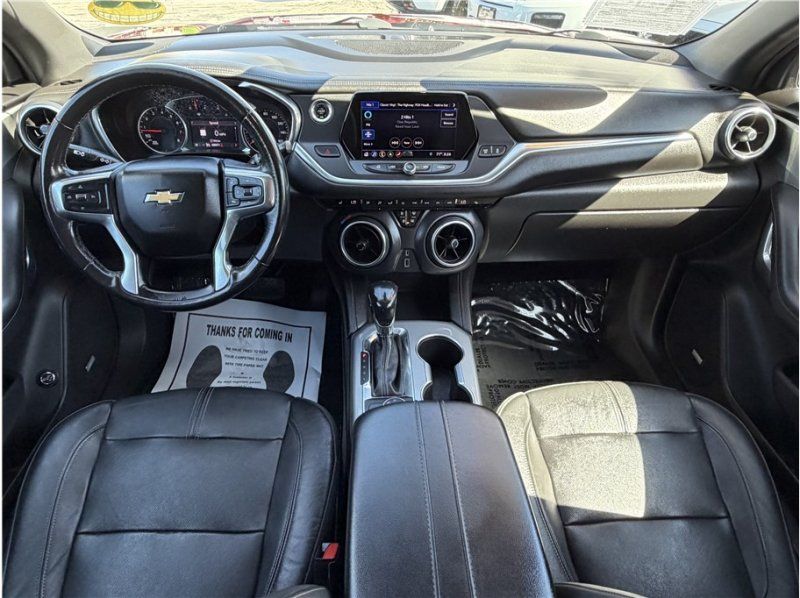 Used 2019 Chevrolet Blazer LT w/ Sound & Technology Package FWD image 31