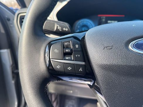 Used 2023 Ford Escape Platinum image 17