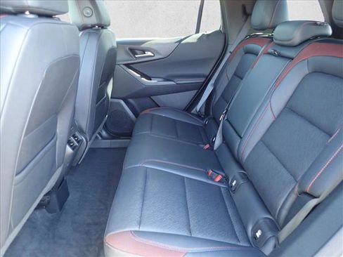Used 2025 Chevrolet Equinox RS AWD/4WD image 9