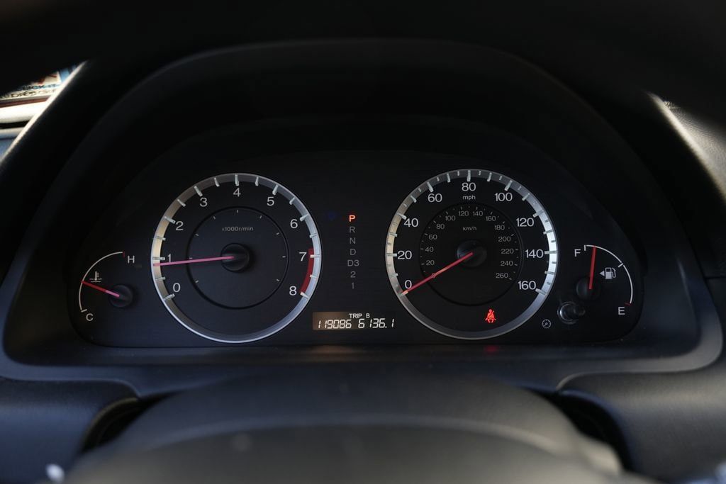 Used 2011 Honda Accord LX-S image 35