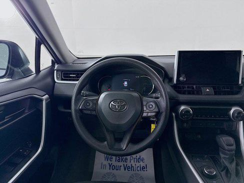 Certified 2025 Toyota RAV4 LE AWD/4WD image 20