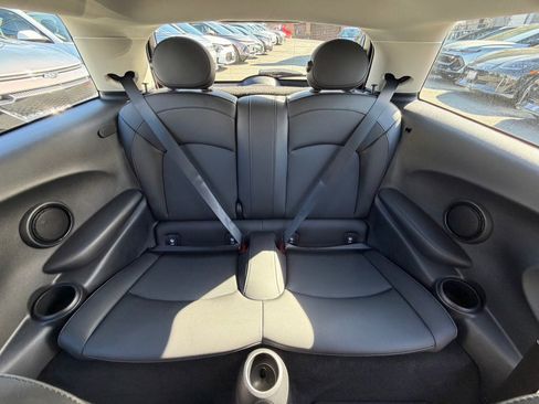 Used 2022 MINI Cooper SE image 36