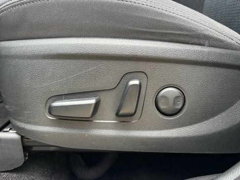 Used 2022 Hyundai Santa Fe XRT FWD image 29