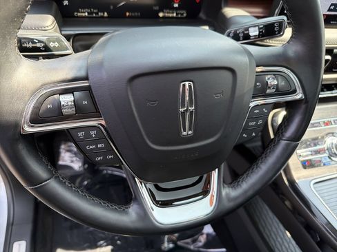 Certified 2022 Lincoln Nautilus Reserve AWD/4WD image 22