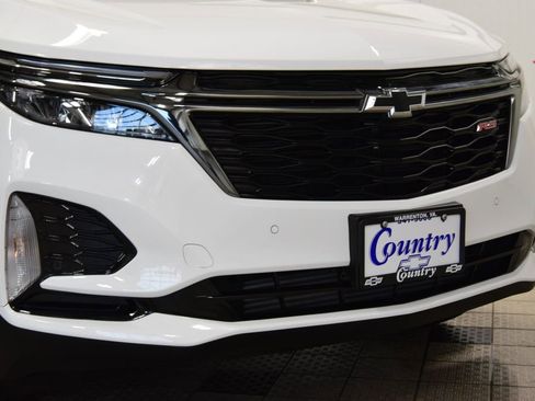 Used 2023 Chevrolet Equinox RS AWD/4WD image 13