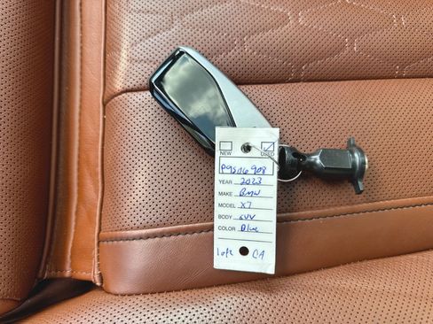 Used 2023 BMW X7 xDrive40i w/ Executive Package AWD/4WD image 39