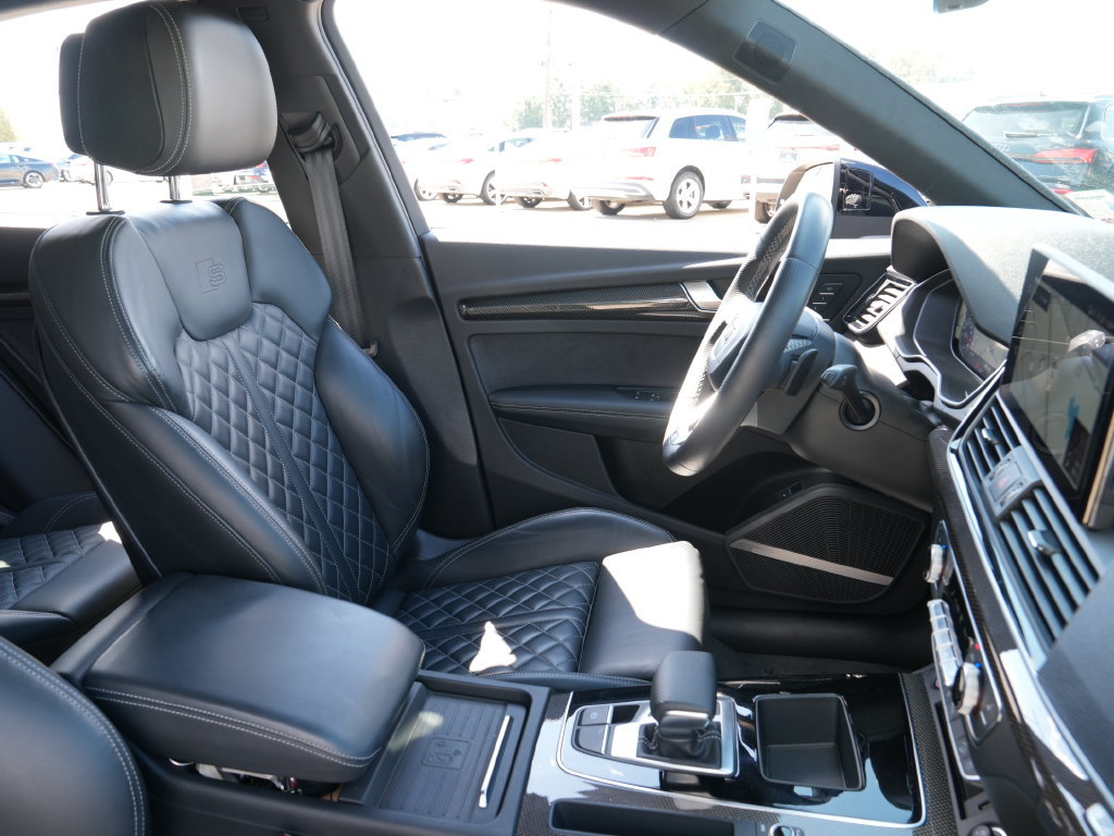 Used 2023 Audi SQ5 Prestige AWD/4WD image 16