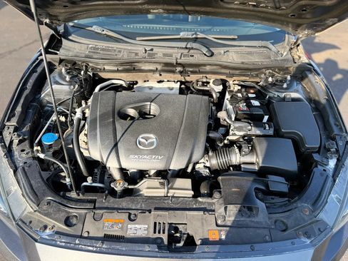 Used 2015 MAZDA MAZDA3 s Grand Touring w/ Technology Package FWD image 9