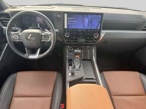Certified 2024 Lexus GX 550 w/ Accessory Package (Z1) image 20