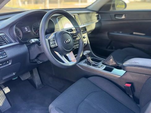 Used 2019 Kia Optima LX FWD image 31