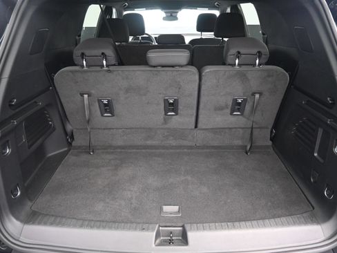 Used 2024 Chevrolet Traverse LS FWD image 29