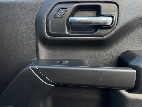 Certified 2025 Chevrolet Silverado 1500 Custom Trail Boss w/ Dark Appearance Package image 19