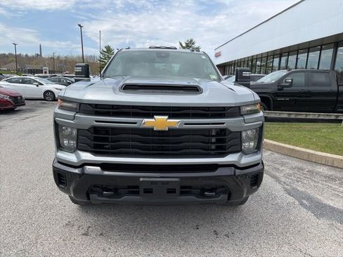 New 2026 Chevrolet Silverado 2500 Custom w/ Custom Value Package AWD/4WD image 8