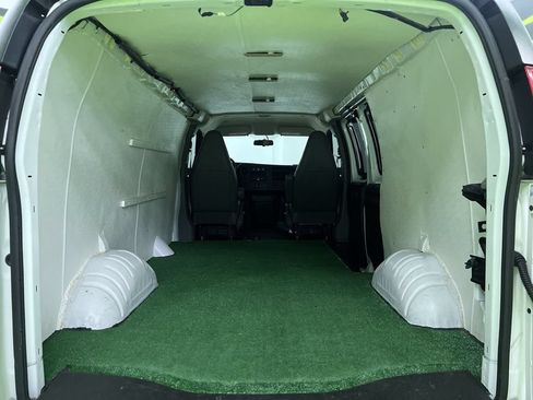 Used 2020 Chevrolet Express 2500 w/ Driver Convenience Package RWD image 26