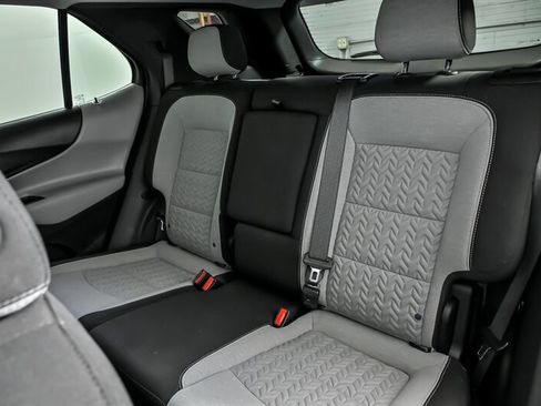 Used 2023 Chevrolet Equinox LT FWD image 19