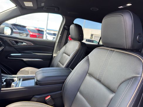 Used 2026 Chevrolet Traverse High Country w/ LPO, Floor Liner Package AWD/4WD image 27