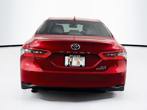 Used 2024 Toyota Camry XLE FWD image 8