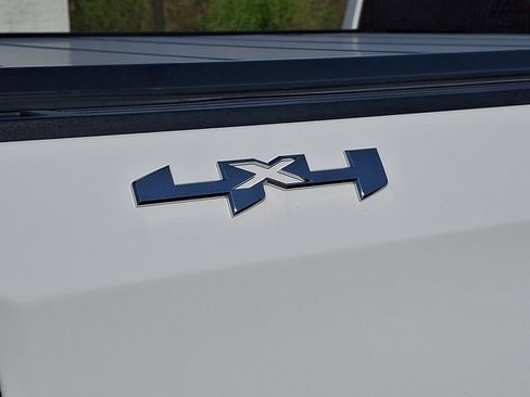 Used 2021 GMC Sierra 1500 SLT w/ SLT Premium Plus Package image 8