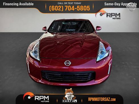 Used 2015 Nissan 370Z Touring image 2