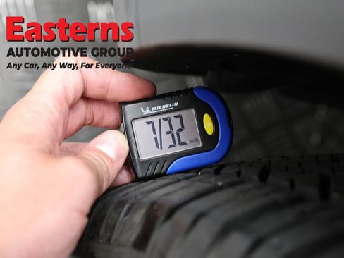 Used 2024 Ford Escape Active AWD/4WD image 29