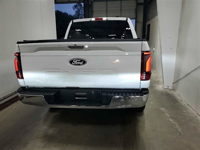 Used 2024 Ford F150 Lariat w/ Equipment Group 502A High AWD/4WD image 12