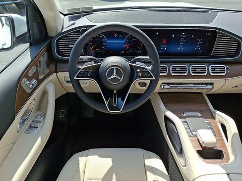 Used 2026 Mercedes-Benz GLE 450 4MATIC image 10