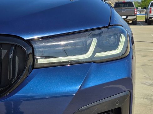 Used 2023 BMW 540i xDrive w/ Executive Package image 33