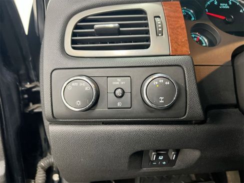 Used 2008 GMC Sierra 3500 SLT image 13