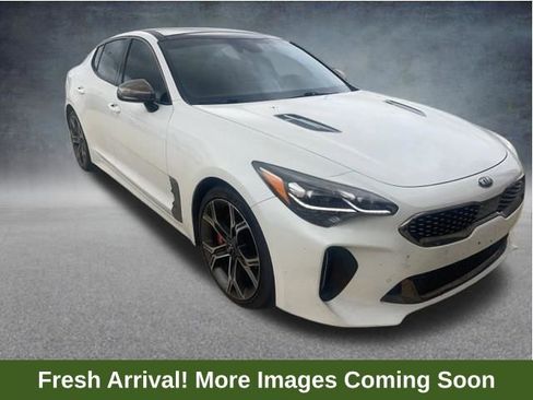 Used 2019 Kia Stinger GT1 RWD image 1