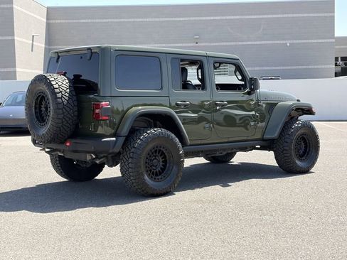 Used 2022 Jeep Wrangler Unlimited Rubicon AWD/4WD image 6
