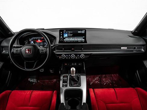 Used 2025 Honda Civic Type R image 11