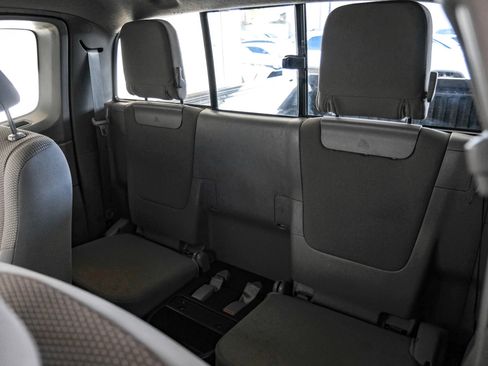 Used 2014 Toyota Tacoma 2WD Access Cab image 29