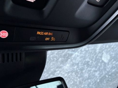 Used 2025 GMC Yukon Denali image 7