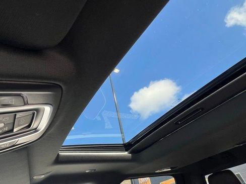 New 2025 RAM 3500 Limited image 22