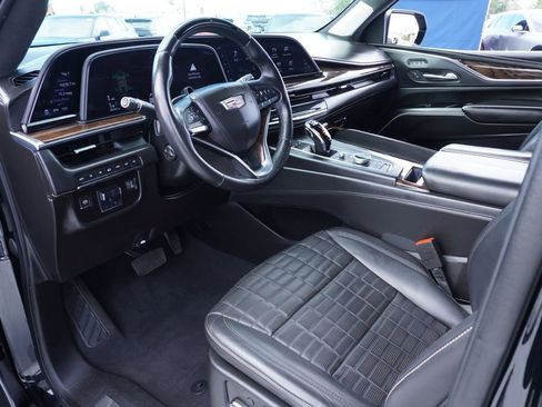 Used 2021 Cadillac Escalade Sport Platinum image 18
