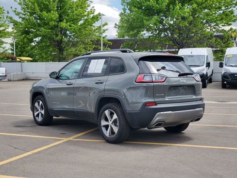 Certified 2022 Jeep Cherokee Limited AWD/4WD image 3