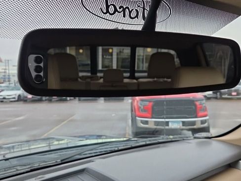 Used 2014 Ford F150 Lariat w/ Lariat Chrome Package image 23