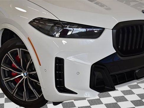 New 2026 BMW X5 xDrive40i w/ M Sport Package image 15