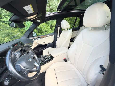 Used 2019 BMW X3 xDrive30i w/ Driving Assistance Package AWD/4WD image 28