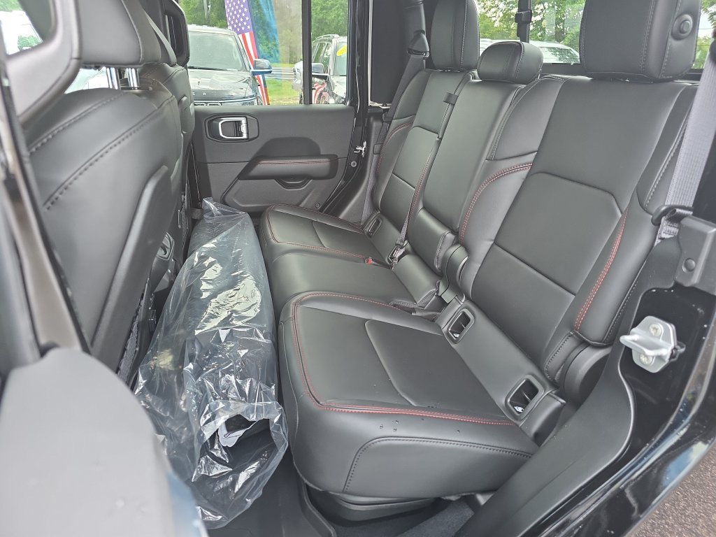 New 2026 Jeep Gladiator Rubicon AWD/4WD image 28