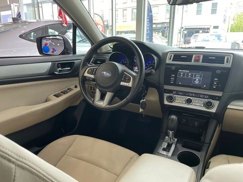 Used 2017 Subaru Legacy 2.5i Premium AWD/4WD image 23