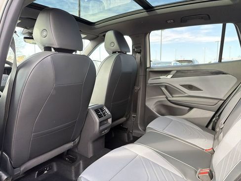 New 2026 Volkswagen Tiguan SE R-Line FWD image 13