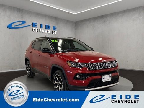 Used 2025 Jeep Compass Limited image 1