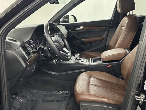 Used 2018 Audi Q5 2.0T Premium Plus w/ Premium Plus Package image 11