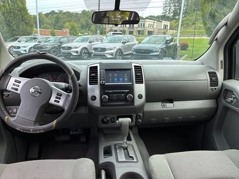 Used 2019 Nissan Frontier SV AWD/4WD image 11