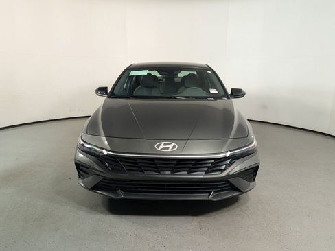 New 2026 Hyundai Elantra Sport image 2