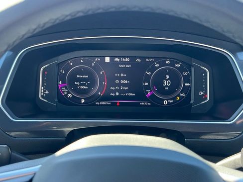 Used 2022 Volkswagen Tiguan SEL R-Line image 24