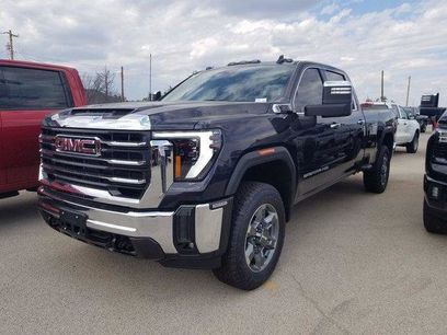 New 2025 GMC Sierra 3500 SLT w/ SLT Convenience Package